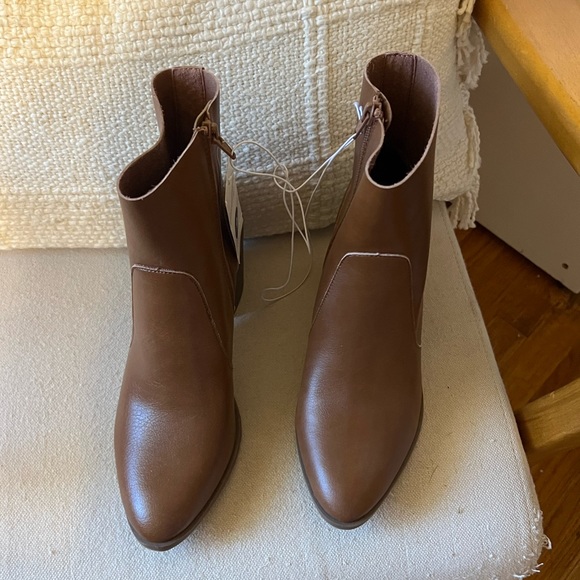 Target universal thread tan ankle boots - Picture 3 of 4